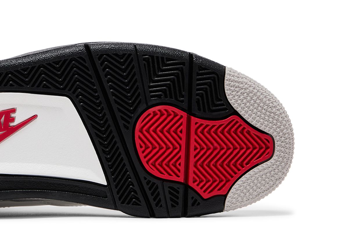 Air Jordan 4 Retro OG 'White Cement' 2025