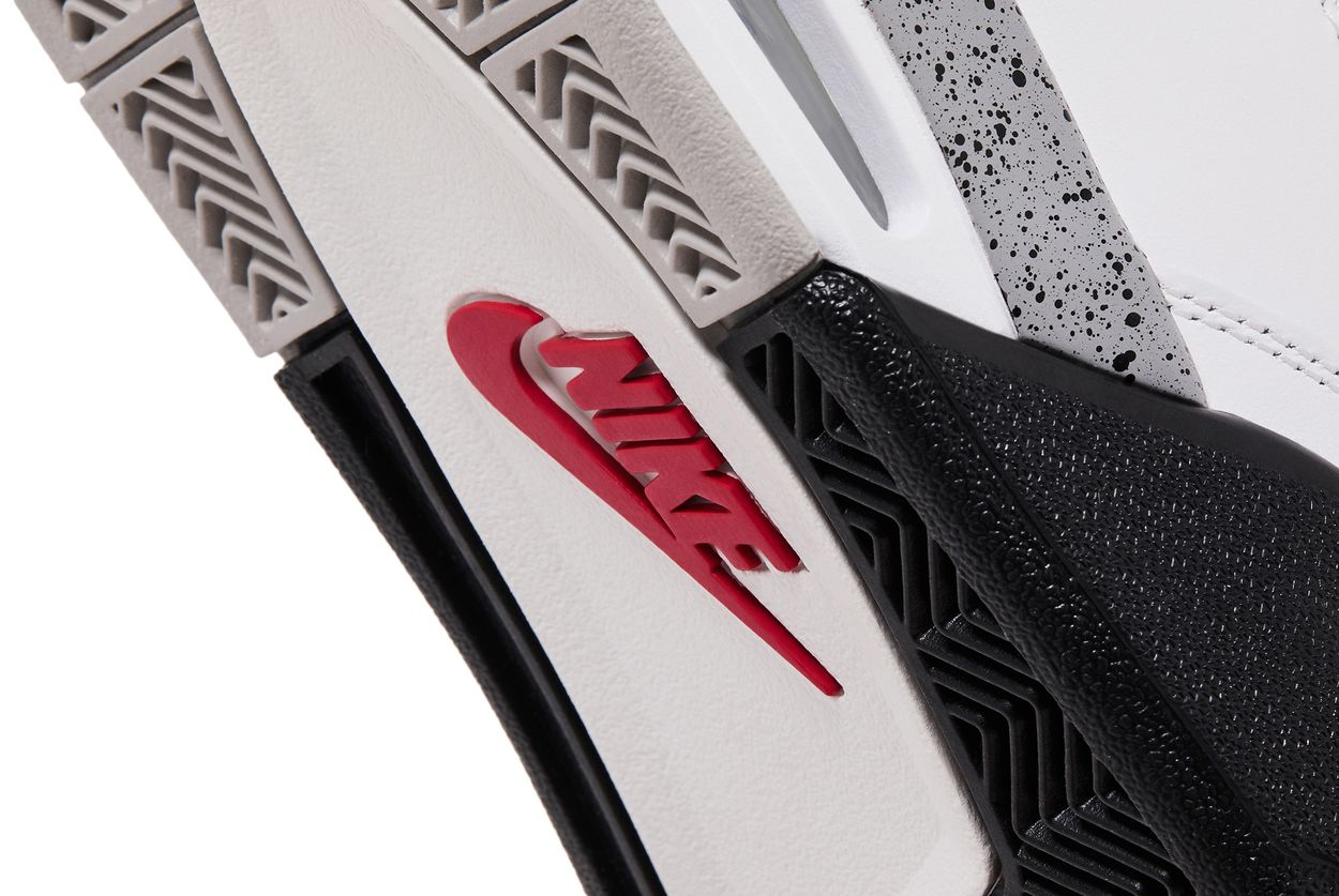 Air Jordan 4 Retro OG 'White Cement' 2025