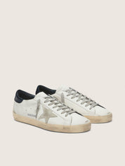 Golden Goose Super-Star con stella in suede e talloncino blu