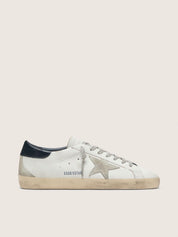 Golden Goose Super-Star con stella in suede e talloncino blu