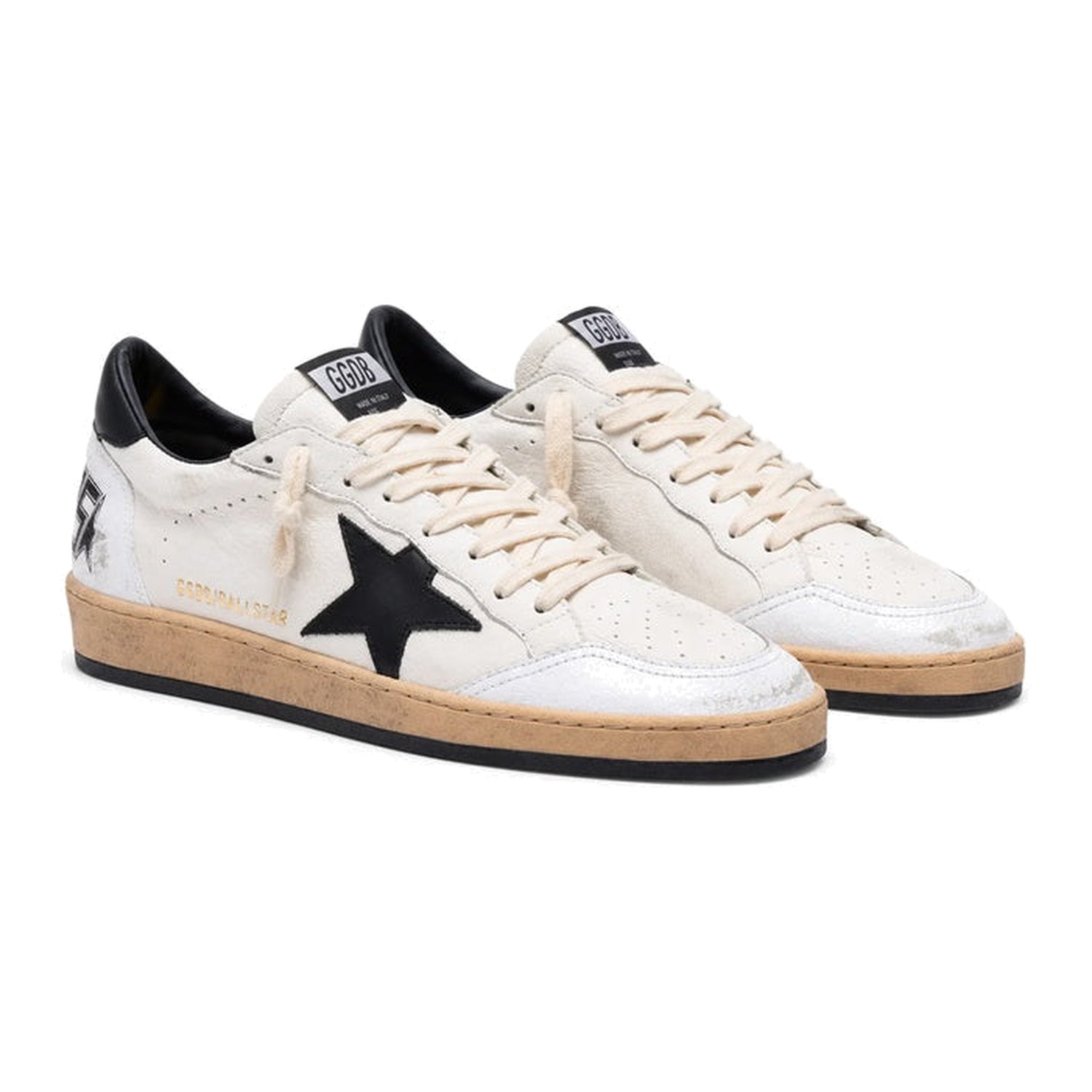 Golden Goose Ball Star in nappa bianca e stella nera