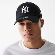 New Era – Cappellino 9FORTY New York Yankees Essential nero