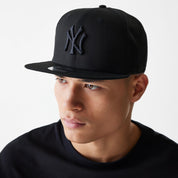 New Era – Cappellino 9FIFTY New York Yankees nero con logo nero