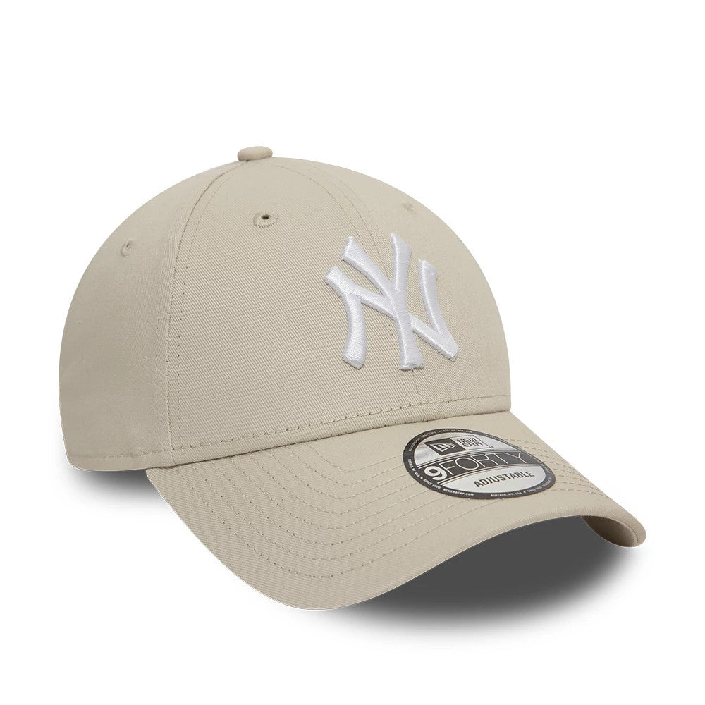 New Era – Cappellino 9FORTY New York Yankees Essential panna