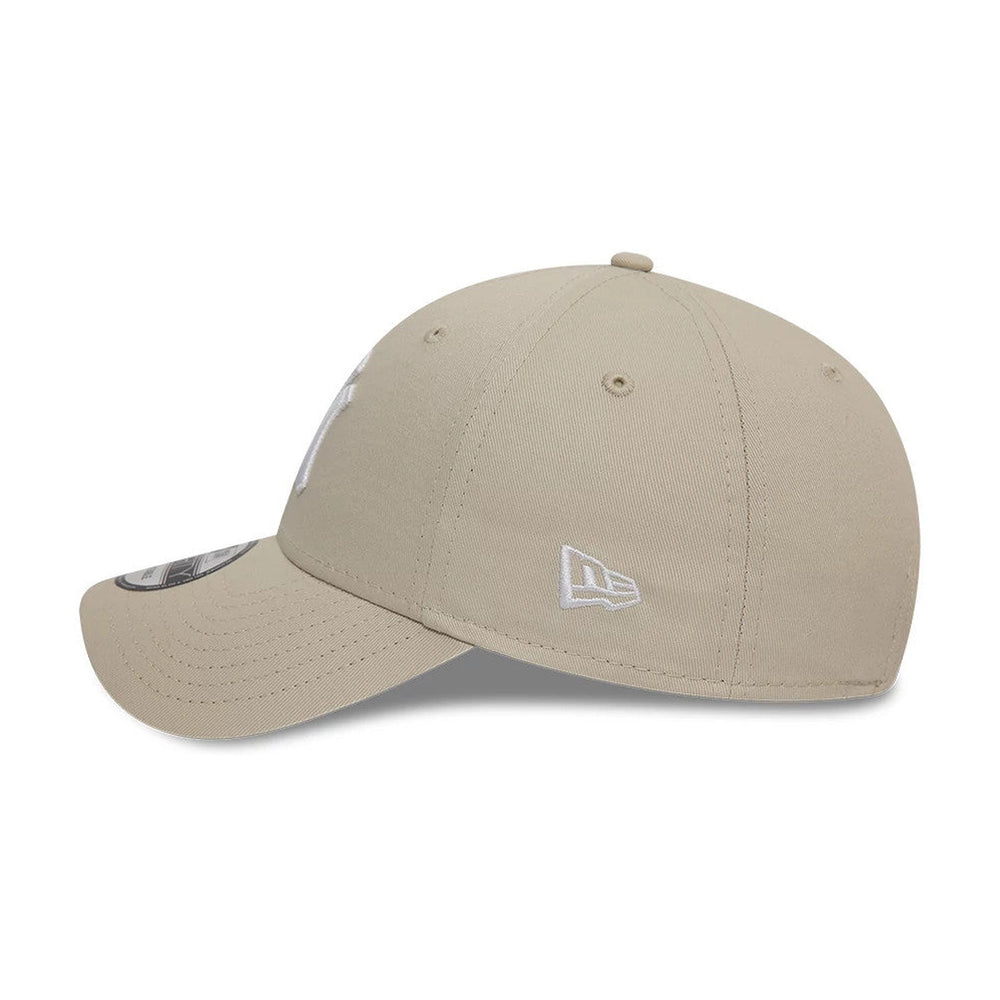 New Era – Cappellino 9FORTY New York Yankees Essential panna